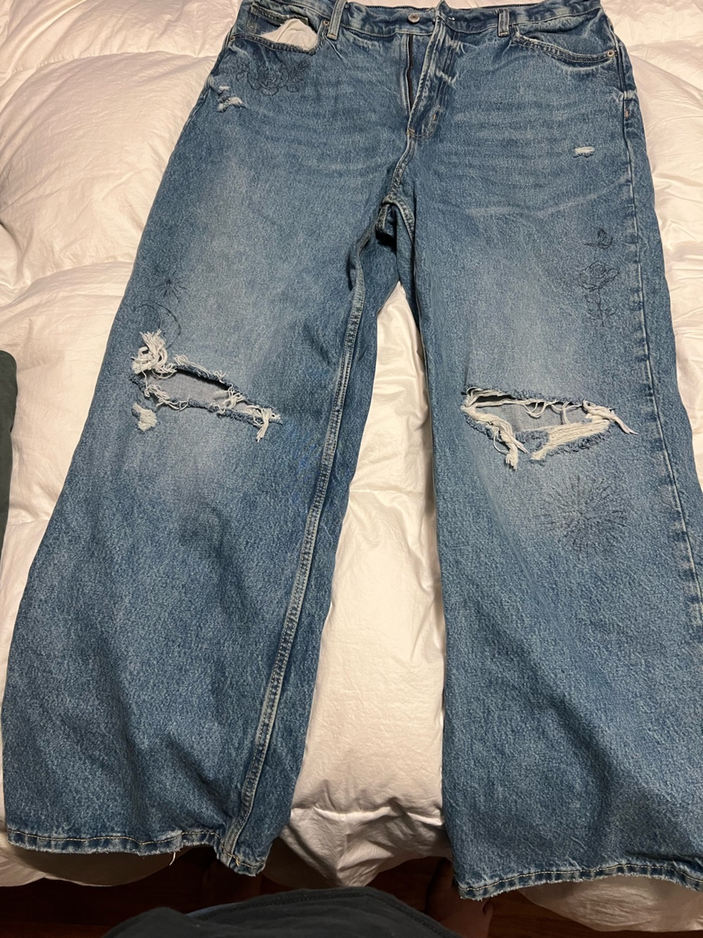 Arizona High Rise Skater Jeans Floral Distressed Wide Leg Y2K Denim
